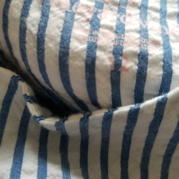 Vineyard Vines | Seersucker Embroidered Shift Dress - Picture 7 of 11